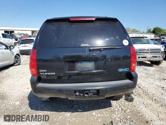 2008 GMC Yukon SLT 4SA z VIN 1GKFK13098R260463, wystawiony jako Copart lot #53386835 z przebiegiem Nie podano mil oraz Nie do naprawy • Non repairable. Historia ofert i sprzedaży dostępna na DreamBid. Obrazek 6.