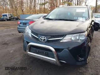 2013 Toyota RAV4 XLE with VIN 2T3RFREV1DW030205, listed as a IAAI auction lot 41470204 with 97,087 mi miles. Bid and sale history available at carsss.com. Image 12.