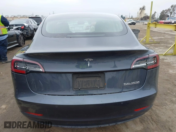 2020 Tesla Model 3 Performance z VIN 5YJ3E1EC3LF802068, wystawiony jako IAAI lot #41886024 z przebiegiem 50 271 mil mil oraz . Historia ofert i sprzedaży dostępna na DreamBid. Obrazek 17.