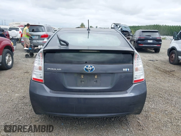2011 Toyota Prius I z VIN JTDKN3DU5B5274096, wystawiony jako IAAI lot #42508368 z przebiegiem 228 077 mil mil oraz . Historia ofert i sprzedaży dostępna na DreamBid. Obrazek 16.