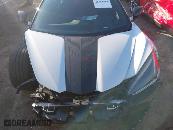 2021 Chevrolet Corvette 2LT with VIN 1G1YB3D45M5125069, listed as a IAAI auction lot 41165588 with 8,765 mi miles. Bid and sale history available at carsss.com. Image 13.