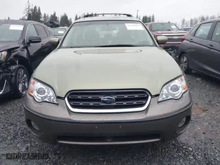 2006 Subaru Legacy Wagon Outback 2.5i Ltd with VIN 4S4BP62C267311889, listed as a IAAI auction lot 41166815 with 181,452 mi miles. Bid and sale history available at carsss.com. Image 13.