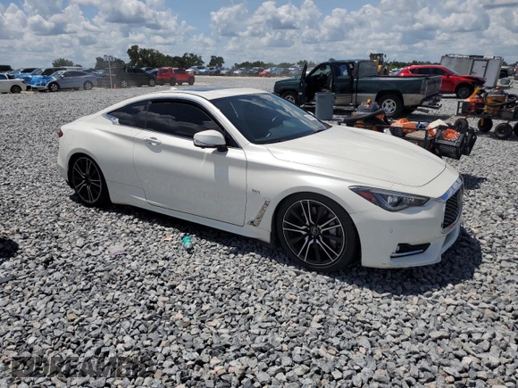 2018 Infiniti Q60 Sport with VIN JN1EV7EK9JM342022, listed as a Copart auction lot 60686985 with 77,498 mi miles and Salvage title. Bid and sale history available at DreamBid. Image 4.