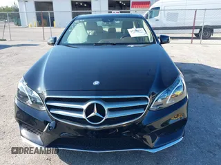 2014 Mercedes-Benz E-Class E 350 Sport with VIN WDDHF5KB4EA905054, listed as a IAAI auction lot 42062637 with 16,223 mi miles. Bid and sale history available at carsss.com. Image 12.