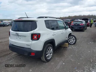 2015 Jeep Renegade Latitude with VIN ZACCJABT8FPC19914, listed as a IAAI auction lot 42081686 with 179,330 mi miles. Bid and sale history available at carsss.com. Image 4.