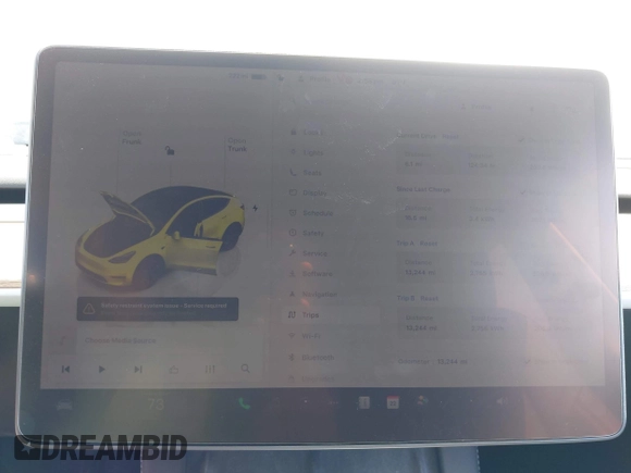 2024 Tesla Model Y with VIN 7SAYGDED0RA327806, listed as a IAAI auction lot 42096752 with 13,244 mi miles and . Bid and sale history available at DreamBid. Image 7.