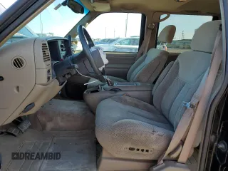 1999 Chevrolet Suburban with VIN 3GNEC16R1XG263524, listed as a Copart auction lot 49686865 with 280,125 mi miles and Salvage Title. Bid and sale history available at carsss.com. Image 7.