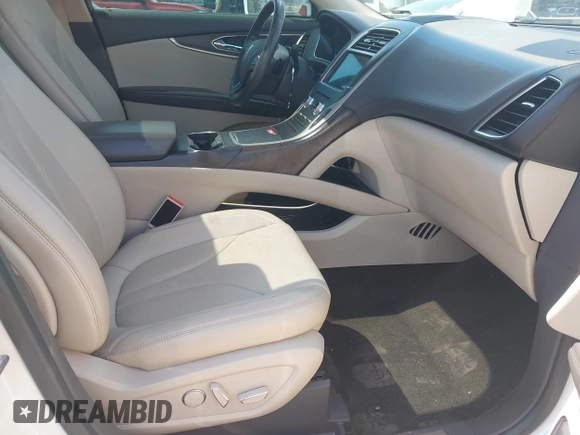 2016 Lincoln MKX Reserve with VIN 2LMTJ8LR6GBL66332, listed as a IAAI auction lot 41932408 with 75,306 mi miles and . Bid and sale history available at DreamBid. Image 5.