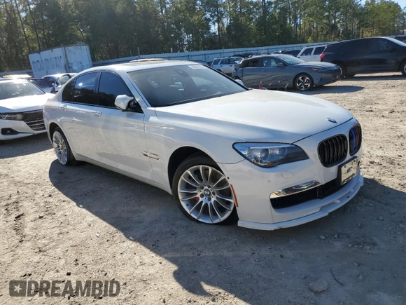 2013 BMW 7 Series 740i with VIN WBAYA6C51DD143366, listed as a Copart auction lot 86688234 with 79,326 mi miles and Salvage Title. Bid and sale history available at carsss.com. Image 4.