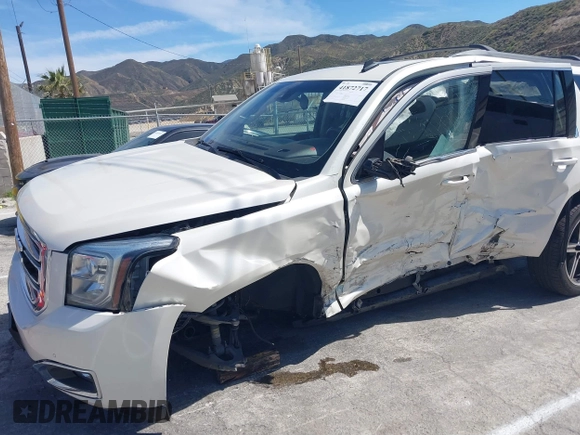 2015 GMC Yukon SLT with VIN 1GKS1BKC3FR102961, listed as a IAAI auction lot 41872717 with 1 mi miles. Bid and sale history available at carsss.com. Image 6.
