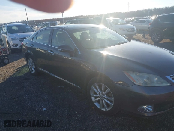 2011 Lexus ES with VIN JTHBK1EG2B2472155, listed as a IAAI auction lot 40962743 with 134,227 mi miles. Bid and sale history available at carsss.com. Image 1.
