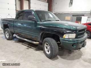 2001 Dodge Ram 1500 with VIN 3B7HF13Z71G200713, listed as a IAAI auction lot 41636122 with 247,854 mi miles. Bid and sale history available at carsss.com. Image 1.