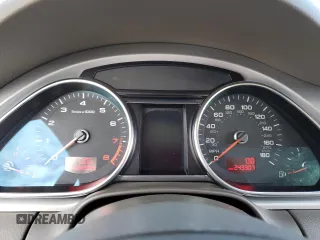 2010 Audi Q7 Premium Plus with VIN WA1LYAFE9AD003112, listed as a Copart auction lot 82994664 with 243,307 mi miles and Clean title. Bid and sale history available at DreamBid. Image 9.