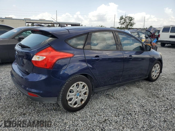 2012 Ford Focus SE z VIN 1FAHP3K22CL126478, wystawiony jako Copart lot #60053565 z przebiegiem 130 887 mil mil oraz Czysty tytuł • Clean title. Historia ofert i sprzedaży dostępna na DreamBid. Obrazek 3.
