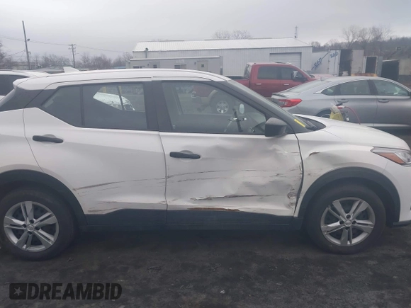 2022 Nissan Kicks S with VIN 3N1CP5BV5NL528712, listed as a IAAI auction lot 41863063 with 13,431 mi miles. Bid and sale history available at carsss.com. Image 6.