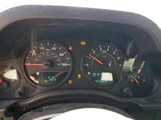 2008 Jeep Wrangler X with VIN 1J4FA24198L511622, listed as a Copart auction lot 48184475 with 169,664 mi miles and Salvage Title. Bid and sale history available at DreamBid. Image 9.