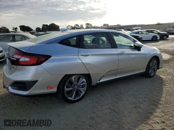 2018 Honda Clarity Plug-In Hybrid with VIN JHMZC5F11JC014094, listed as a Copart auction lot 77758384 with 68,995 mi miles and Salvage Title. Bid and sale history available at carsss.com. Image 3.