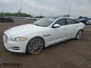 2014 Jaguar XJ with VIN SAJWJ2GD3E8V64988, listed as a Copart auction lot 55375034 with 0 mi miles and Clean Title. Bid and sale history available at carsss.com. Image 1.