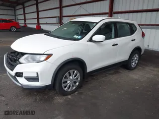 2017 Nissan Rogue SL with VIN JN8AT2MV1HW010658, listed as a IAAI auction lot 41923633 with 139,671 mi miles. Bid and sale history available at carsss.com. Image 17.