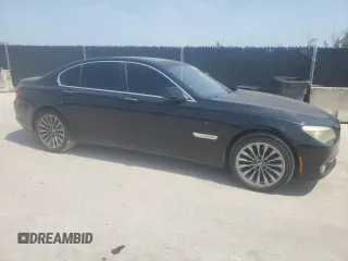 2012 BMW 7 Series 740i z VIN WBAKA4C56CC613745, wystawiony jako Copart lot #57342795 z przebiegiem 139 889 mil mil oraz Czysty tytuł • Clean title. Historia ofert i sprzedaży dostępna na DreamBid. Obrazek 4.