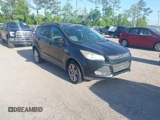 2014 Ford Escape SE with VIN 1FMCU0G94EUA43175, listed as a IAAI auction lot 42157926 with 1 mi miles. Bid and sale history available at carsss.com. Image 1.