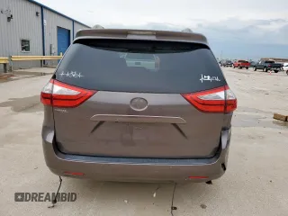2016 Toyota Sienna XLE with VIN 5TDYK3DC9GS743458, listed as a Copart auction lot 60264865 with 65,272 mi miles and Salvage title. Bid and sale history available at DreamBid. Image 6.