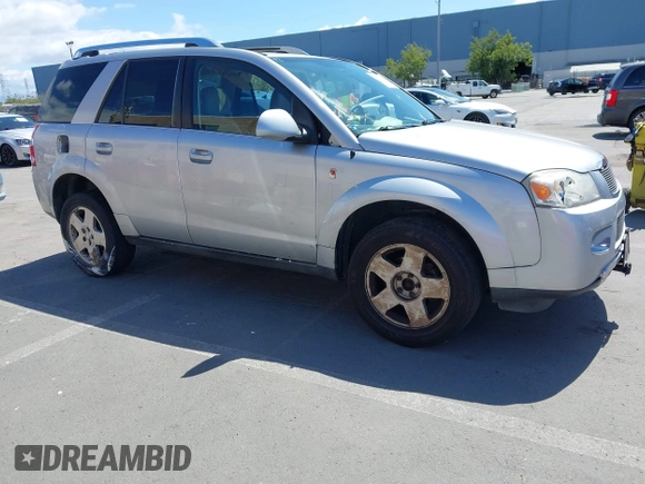 2007 Saturn VUE V6 z VIN 5GZCZ53467S873263, wystawiony jako IAAI lot #42253824 z przebiegiem 157 810 mil mil oraz . Historia ofert i sprzedaży dostępna na DreamBid. Obrazek 1.