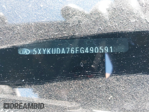 2014 Kia Sorento EX with VIN 5XYKUDA76EG490591, listed as a IAAI auction lot 41341726 with 116,601 mi miles. Bid and sale history available at carsss.com. Image 9.