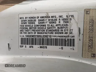 2005 Honda Civic VP SSRS z VIN 1HGEM22305L039210, wystawiony jako Copart lot #53686915 z przebiegiem 165 252 mil mil oraz Szkoda całkowita • Salvage title. Historia ofert i sprzedaży dostępna na DreamBid. Obrazek 12.