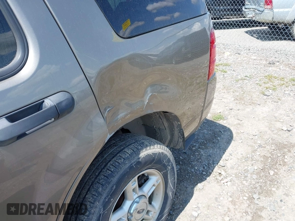 2005 Ford Explorer XLT with VIN 1FMZU73E85ZA17672, listed as a IAAI auction lot 42280036 with 211,536 mi miles and . Bid and sale history available at DreamBid. Image 6.