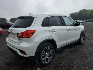 2019 Mitsubishi Outlander ES z VIN JA4AR3AU7KU008518, wystawiony jako Copart lot #58815065 z przebiegiem 82 996 mil mil oraz Czysty tytuł • Clean title. Historia ofert i sprzedaży dostępna na DreamBid. Obrazek 3.