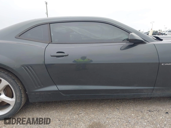 2015 Chevrolet Camaro SS with VIN 2G1FK1EJ9F9304625, listed as a IAAI auction lot 42187941 with 167,250 mi miles and . Bid and sale history available at DreamBid. Image 13.