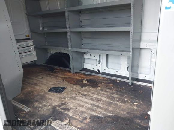 2019 Ford Transit z VIN 1FTYR2CM8KKA13993, wystawiony jako IAAI lot #41955116 z przebiegiem 91 395 mil mil oraz . Historia ofert i sprzedaży dostępna na DreamBid. Obrazek 8.