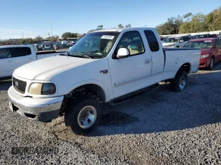 1999 Ford F-150 с VIN 2FTRX18W4XCA10583, выставлен на аукционе Copart как лот 44982655 с пробегом Не указан миль и Списание • Salvage title. История ставок и продаж доступна на DreamBid. Изображение 1.