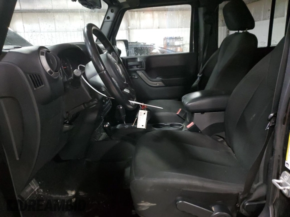 2016 Jeep Wrangler Unlimited Freedom с VIN 1C4BJWDG0GL158413, выставлен на аукционе Copart как лот 56829765 с пробегом 65 794 миль миль и Списание • Salvage title. История ставок и продаж доступна на DreamBid. Изображение 7.