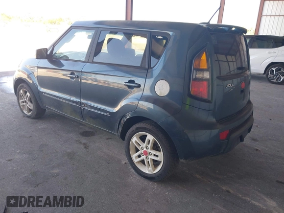 2011 Kia Soul + with VIN KNDJT2A25B7279401, listed as a IAAI auction lot 41874955 with 177,944 mi miles. Bid and sale history available at carsss.com. Image 3.