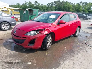 2013 Mazda 3 i Touring z VIN JM1BL1LP9D1813240, wystawiony jako IAAI lot #42405052 z przebiegiem 153 349 mil mil oraz . Historia ofert i sprzedaży dostępna na DreamBid. Obrazek 17.