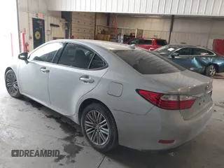 2013 Lexus ES 250 with VIN JTHBK1GG0D2012265, listed as a IAAI auction lot 41371575 with 137,880 mi miles and . Bid and sale history available at DreamBid. Image 3.