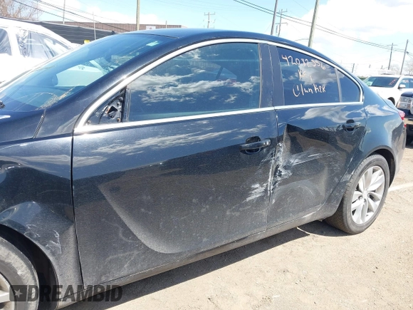 2015 Buick Regal Premium I with VIN 2G4GN5EX6F9208123, listed as a IAAI auction lot 42082556 with 168,725 mi miles. Bid and sale history available at carsss.com. Image 18.