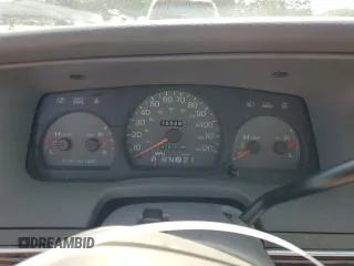 2002 Mercury Grand Marquis GS z VIN 2MEFM74W82X659338, wystawiony jako Copart lot #53887785 z przebiegiem 155 266 mil mil oraz Szkoda całkowita • Salvage title. Historia ofert i sprzedaży dostępna na DreamBid. Obrazek 9.