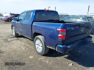 2023 Nissan Frontier PRO-4X with VIN 1N6ED1EK1PN644062, listed as a IAAI auction lot 42107233 with 35,508 mi miles. Bid and sale history available at carsss.com. Image 3.