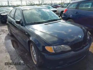 2003 BMW 3 Series 330i with VIN WBAEV53453KM03111, listed as a IAAI auction lot 42007086 with 156,353 mi miles. Bid and sale history available at carsss.com. Image 1.