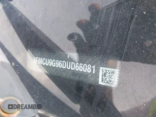 2013 Ford Escape SE с VIN 1FMCU9G96DUD66081, выставлен на аукционе IAAI как лот 42516401 с пробегом Не указан миль и . История ставок и продаж доступна на DreamBid. Изображение 9.