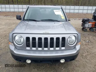 2017 Jeep Patriot Sport with VIN 1C4NJPBA2HD146096, listed as a IAAI auction lot 41896154 with 165,486 mi miles. Bid and sale history available at carsss.com. Image 13.