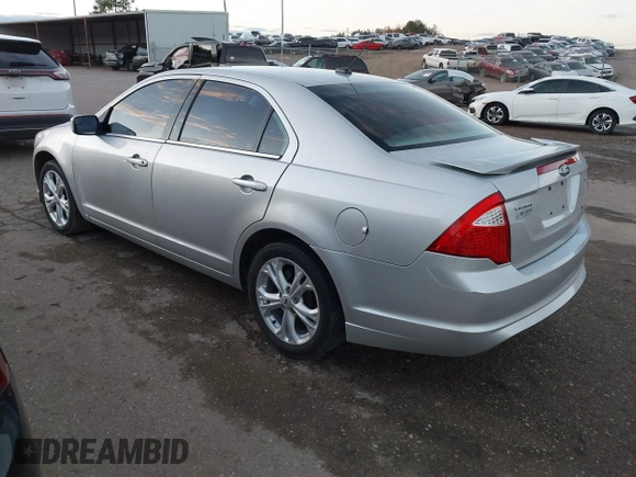 2012 Ford Fusion SE z VIN 3FAHP0HA4CR213409, wystawiony jako IAAI lot #41079155 z przebiegiem 139 129 mil mil oraz . Historia ofert i sprzedaży dostępna na DreamBid. Obrazek 3.