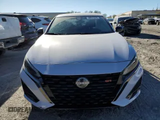 2024 Nissan Altima 2.5 SR with VIN 1N4BL4CW2RN351456, listed as a Copart auction lot 88925205 with 5,189 mi miles and Salvage Title. Bid and sale history available at carsss.com. Image 5.