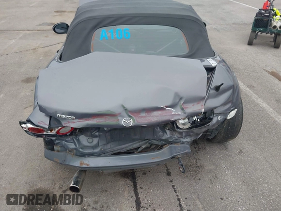 2006 Mazda MX-5 Miata Grand Touring with VIN JM1NC25F760103866, listed as a IAAI auction lot 40879777 with 50,209 mi miles and . Bid and sale history available at DreamBid. Image 6.