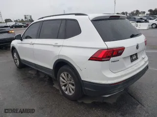 2019 Volkswagen Tiguan S with VIN 3VV1B7AX7KM018189, listed as a IAAI auction lot 41741924 with 61,740 mi miles. Bid and sale history available at carsss.com. Image 3.