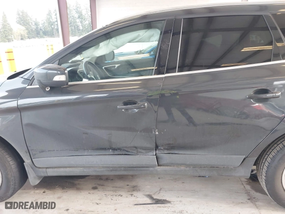 2011 Volvo XC60 3.2L with VIN YV4952DL7B2166075, listed as a IAAI auction lot 42004245 with 136,182 mi miles. Bid and sale history available at carsss.com. Image 6.