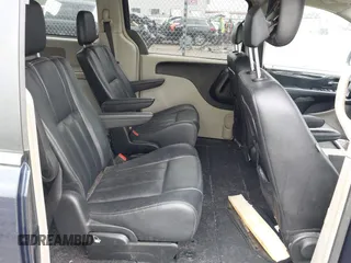 2015 Chrysler Town & Country Touring with VIN 2C4RC1BG3FR716002, listed as a IAAI auction lot 42139802 with 182,830 mi miles and . Bid and sale history available at DreamBid. Image 8.